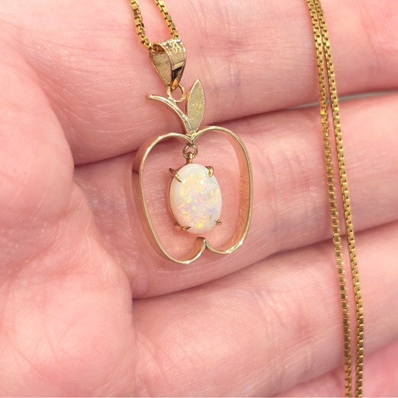 Vintage 14K Natural White Opal Apple Pendant: Filigree Gold Dangle Piece - Picture 5 of 14